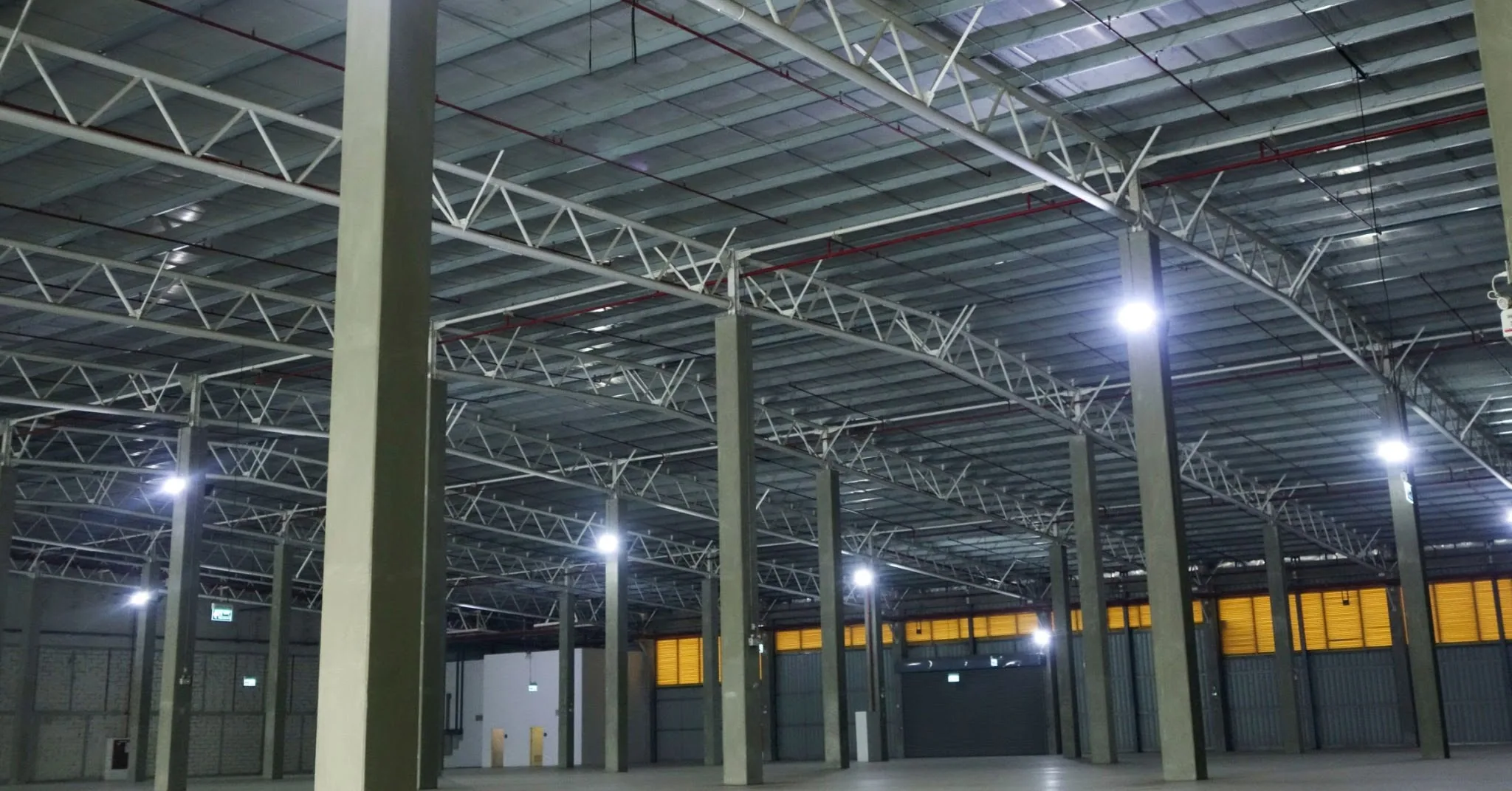 Painéis de fechamento em obra